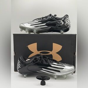 Under Armour Black and Silver Athletic Cleats